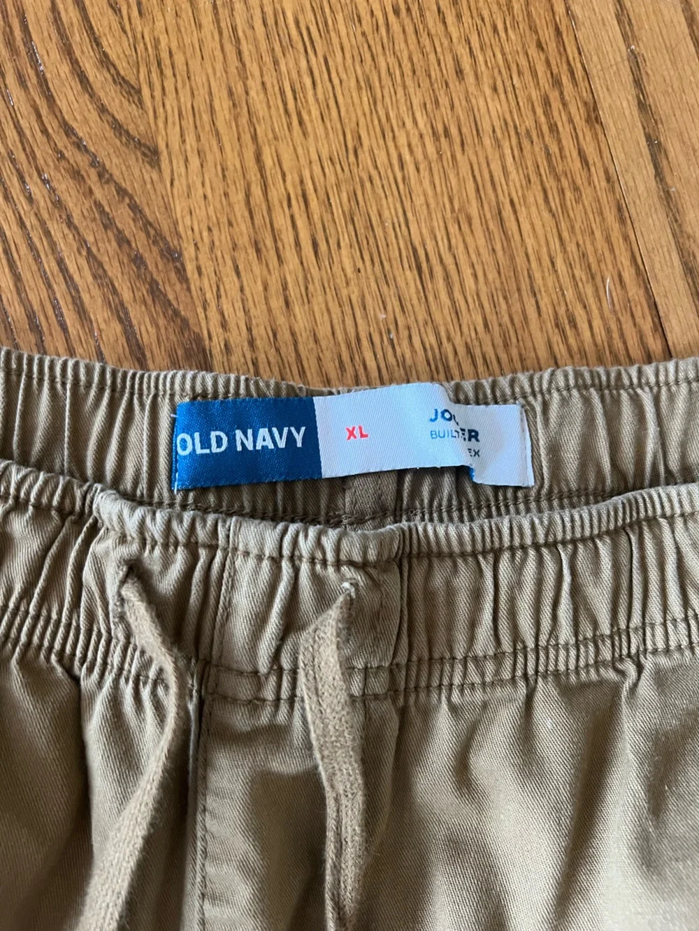 Old Navy Men's Cotton Flat Front Shorts in Brown and White